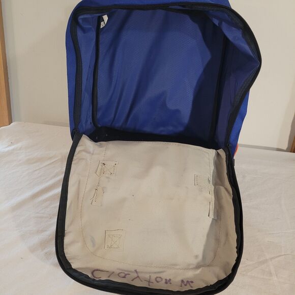 RUgged Kids! Back Pack/lugguage On Wheels 19"x13"x8" - Picture 13 of 14